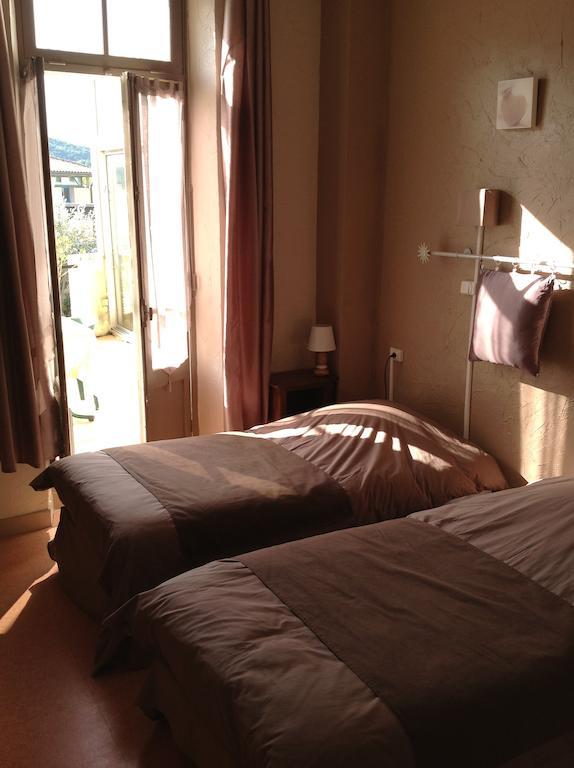 Hotel Restaurant Les Oliviers Nyons Zimmer foto
